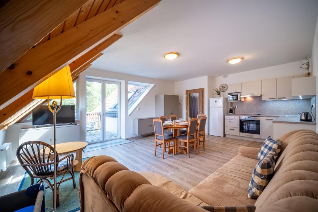 Apartment Riviera 510-22 Lipno Home リプノ・ナト・ヴルタヴォウ エクステリア 写真