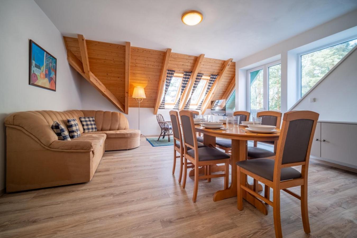 Apartment Riviera 510-22 Lipno Home リプノ・ナト・ヴルタヴォウ エクステリア 写真