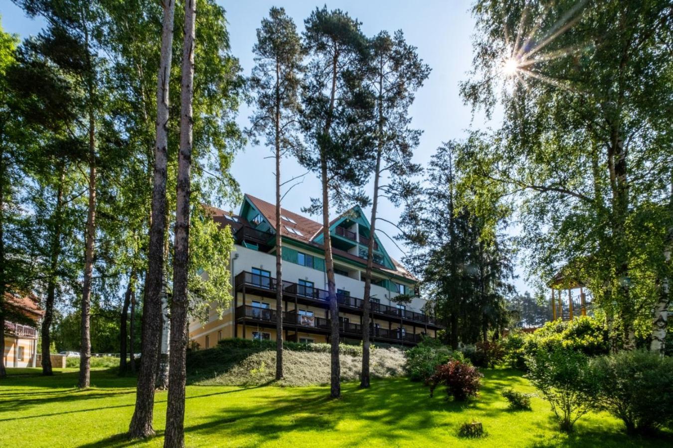 Apartment Riviera 510-22 Lipno Home リプノ・ナト・ヴルタヴォウ エクステリア 写真